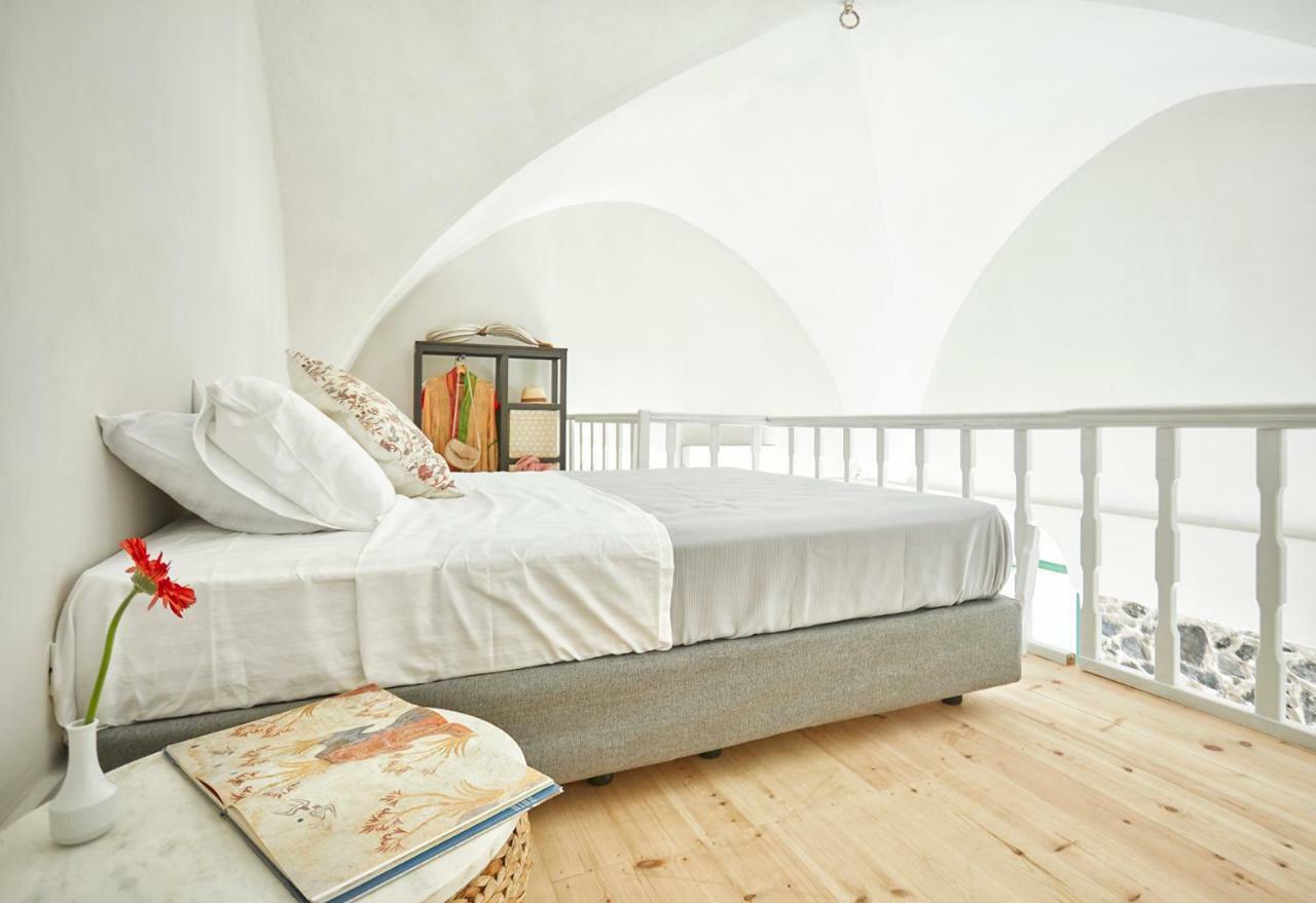 Villa Murat ฟิรา ภายนอก รูปภาพ